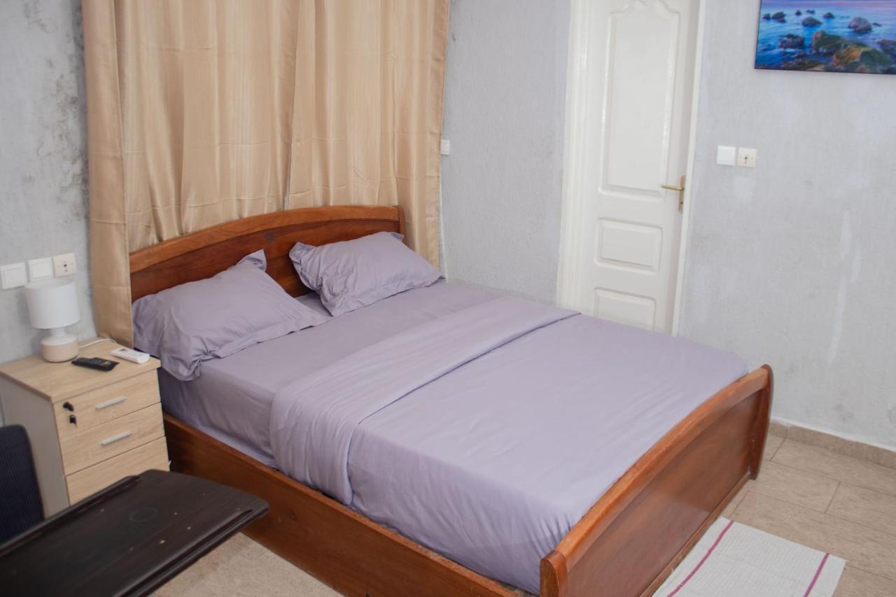 Studio Cosy Et Moderne โลเม ภายนอก รูปภาพ